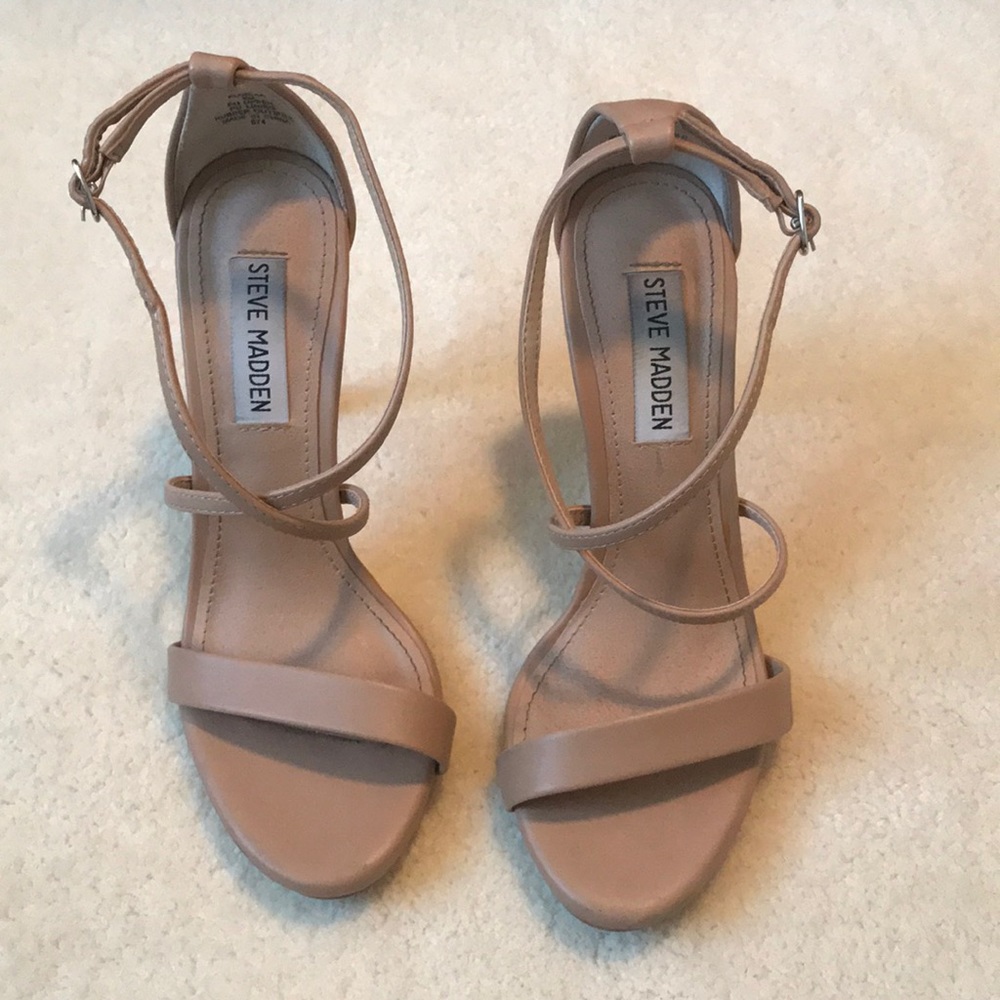 Steve Madden Nude Neutral Heels